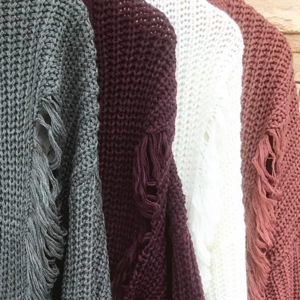 Cardigan Distressed Burgundy Knit - Picture 4 of 5